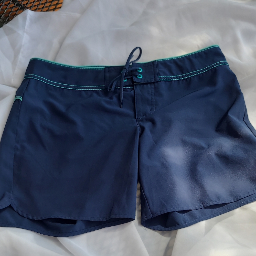 Carve Designs Swim Shorts. Size 6